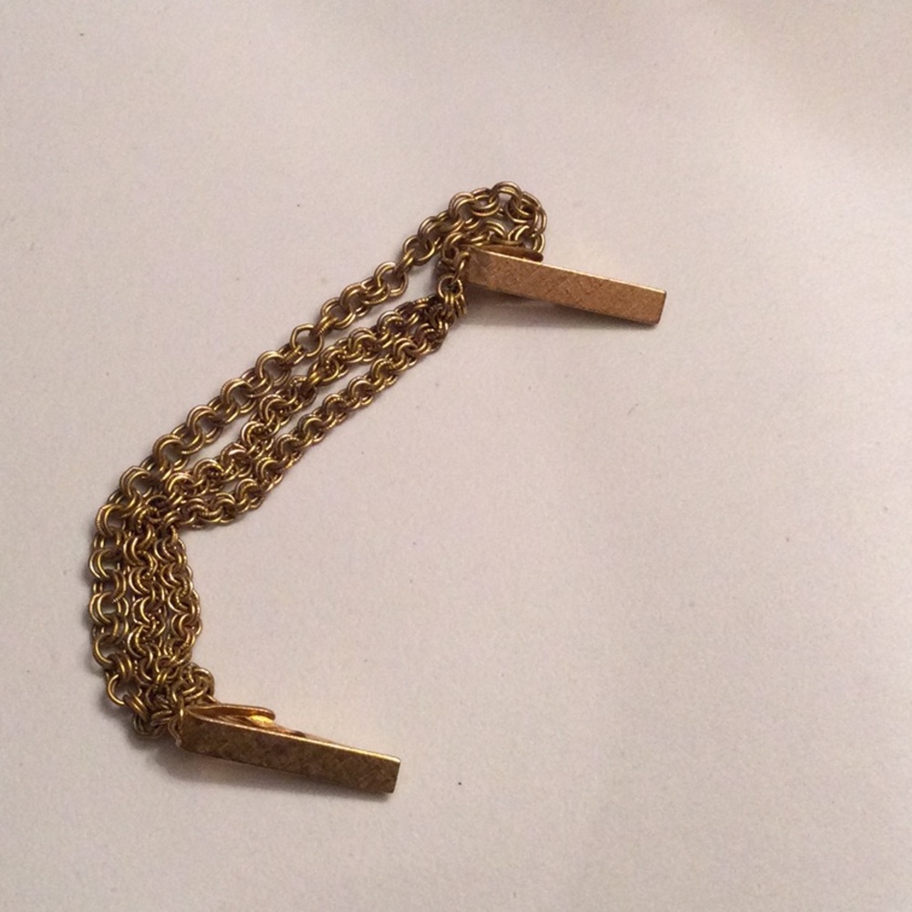 Vintage Sweater Clip